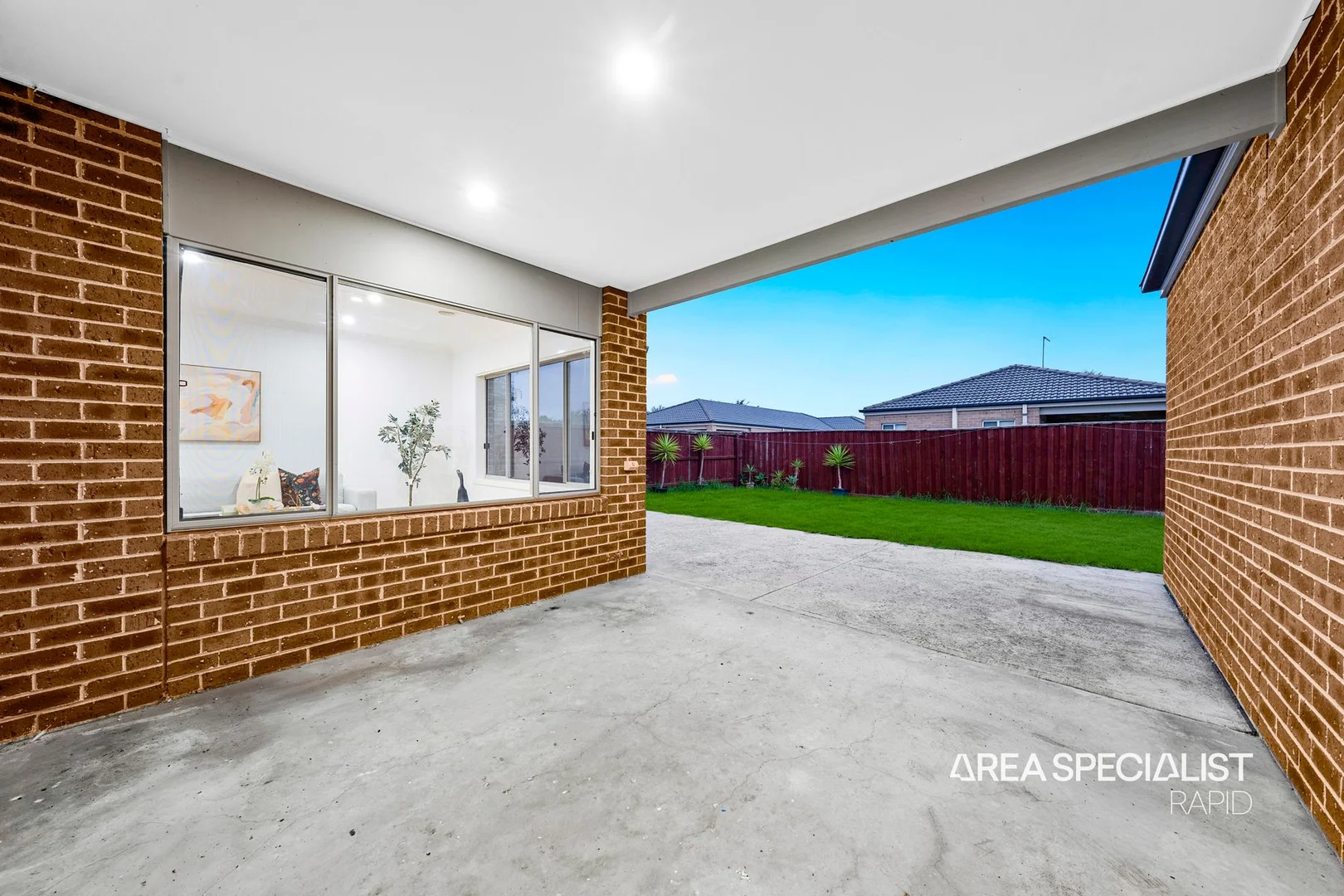 Additional image 16 of 8 Damper Way, Lynbrook VIC 3975