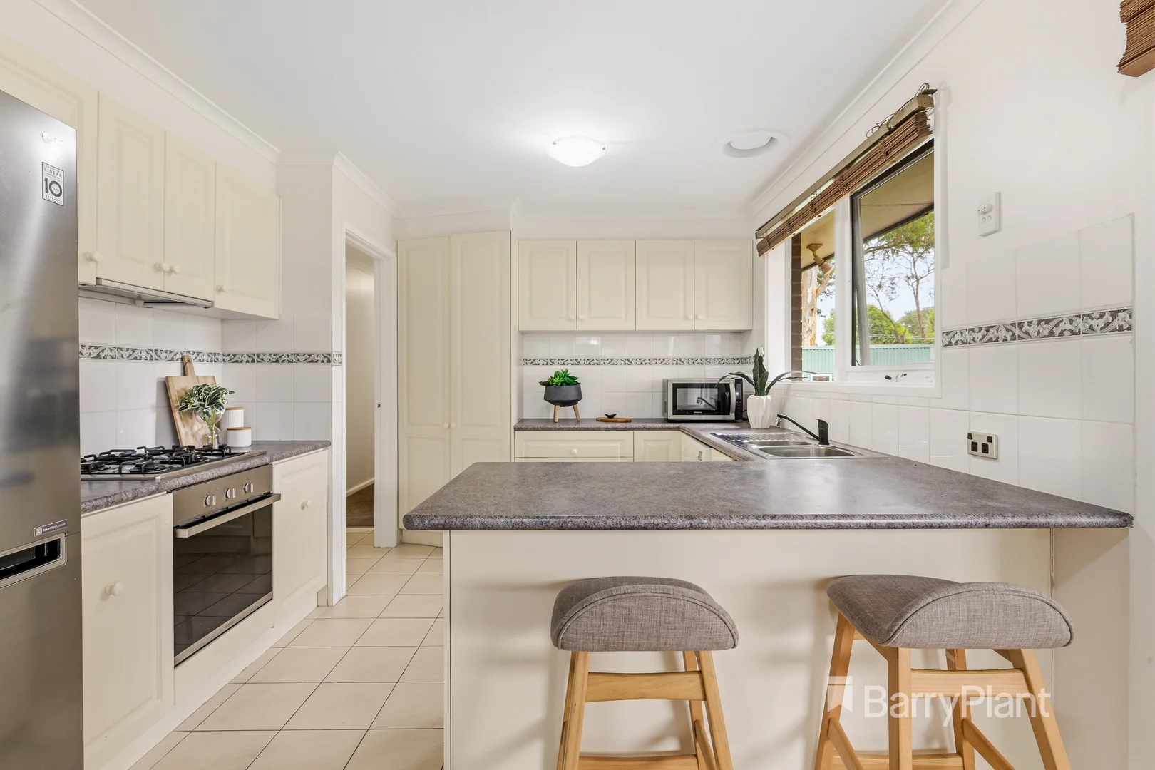 Additional image 4 of 100 Allambanan Drive, Bayswater North VIC 3153