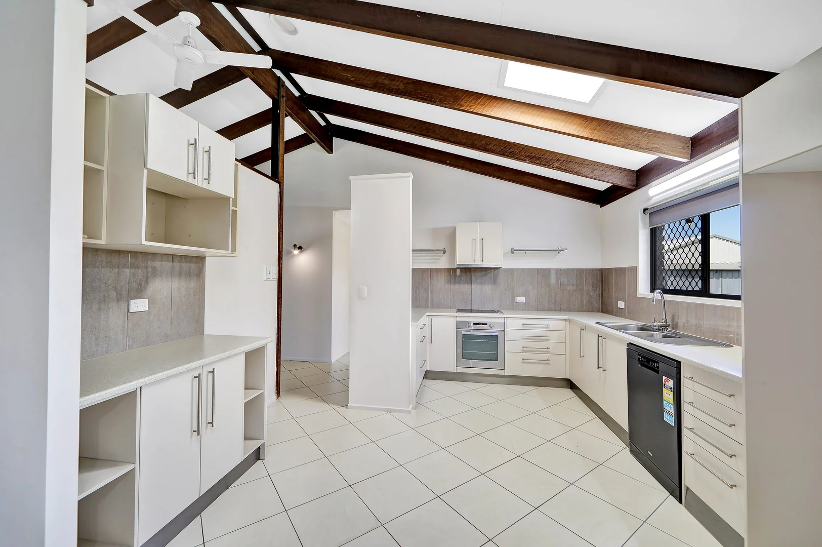 Additional image 6 of 5 McCullough Street, Kepnock QLD 4670