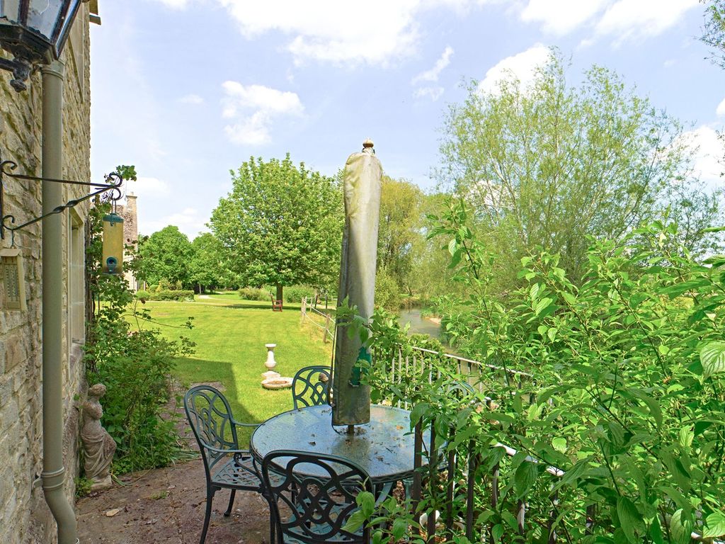 Additional image 13 of 2 bed flat for salePrebendal Court, Station Road, Shipton-Under-Wychwood, Chipping Norton OX7