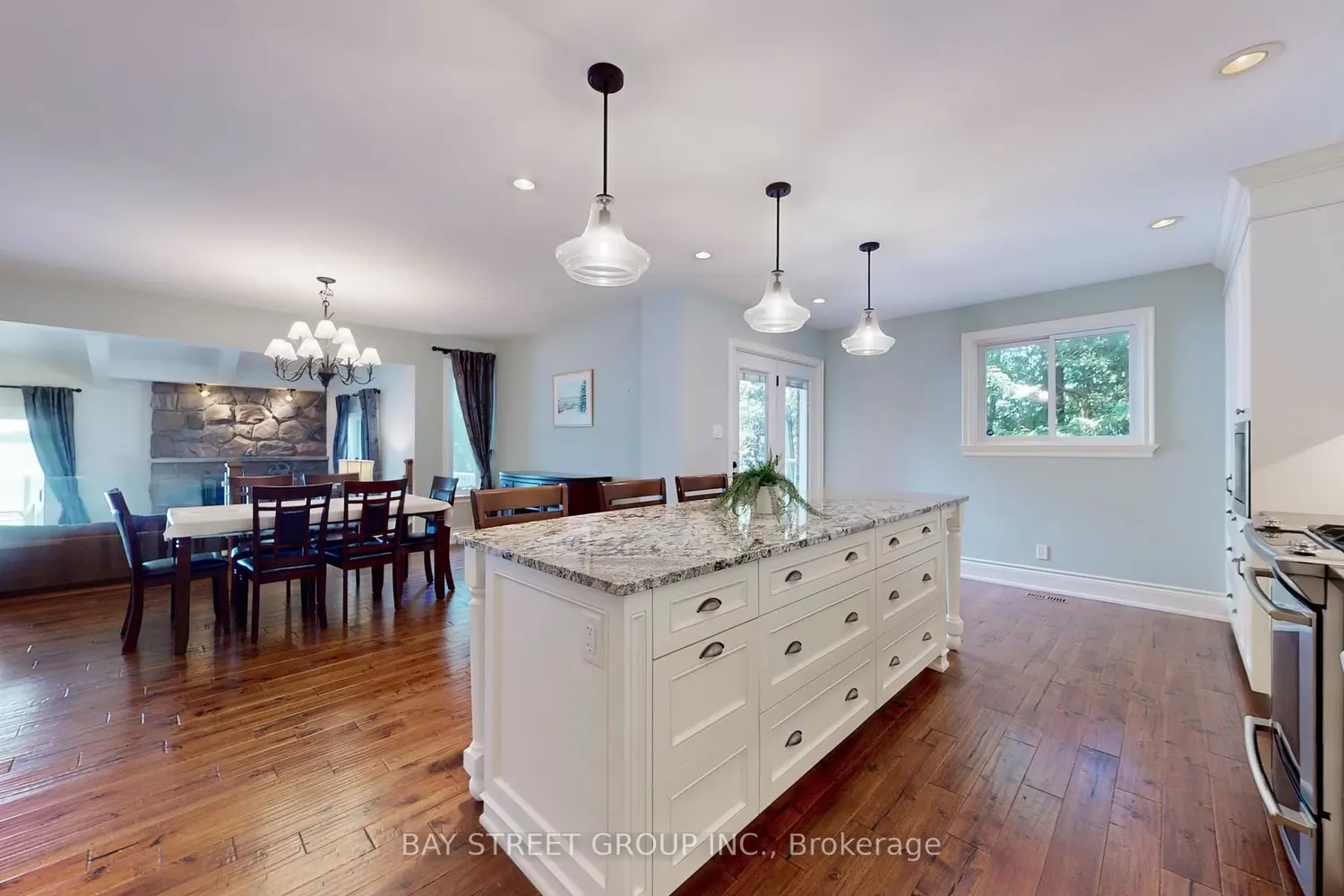 3784 Tuppy Drive photo 4
