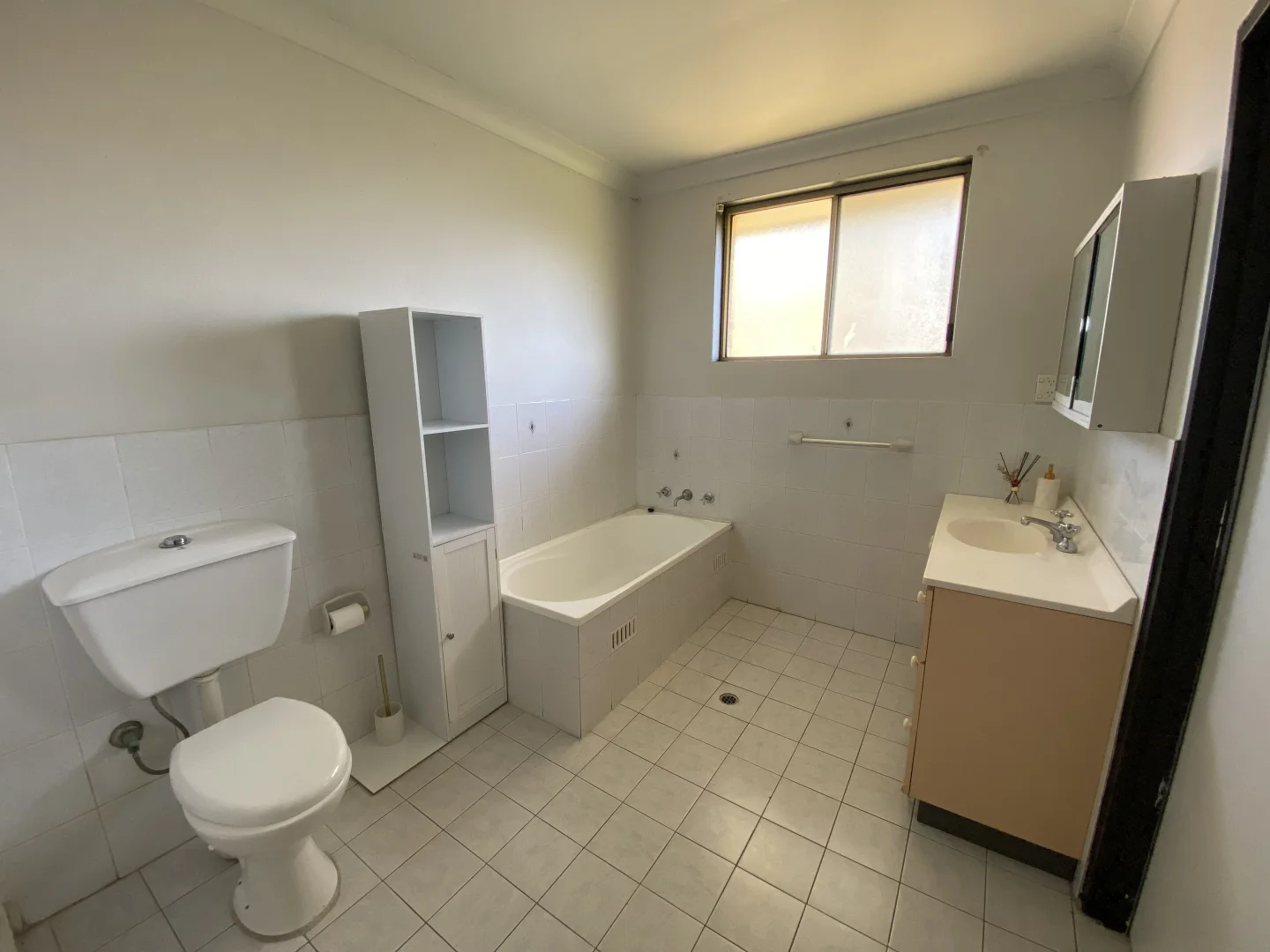 Additional image 9 of 11 Hollydene Crescent, Edensor Park NSW 2176