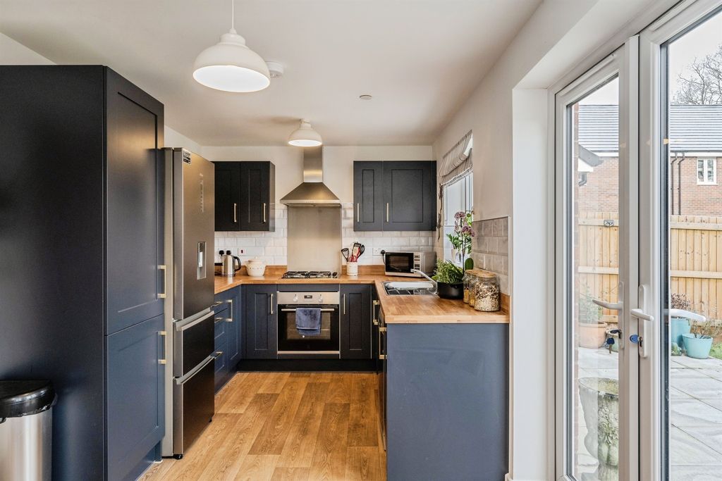 Additional image 4 of 3 bed detached house for saleMaes Yr Ysgol, Ystradgynlais, Swansea SA9