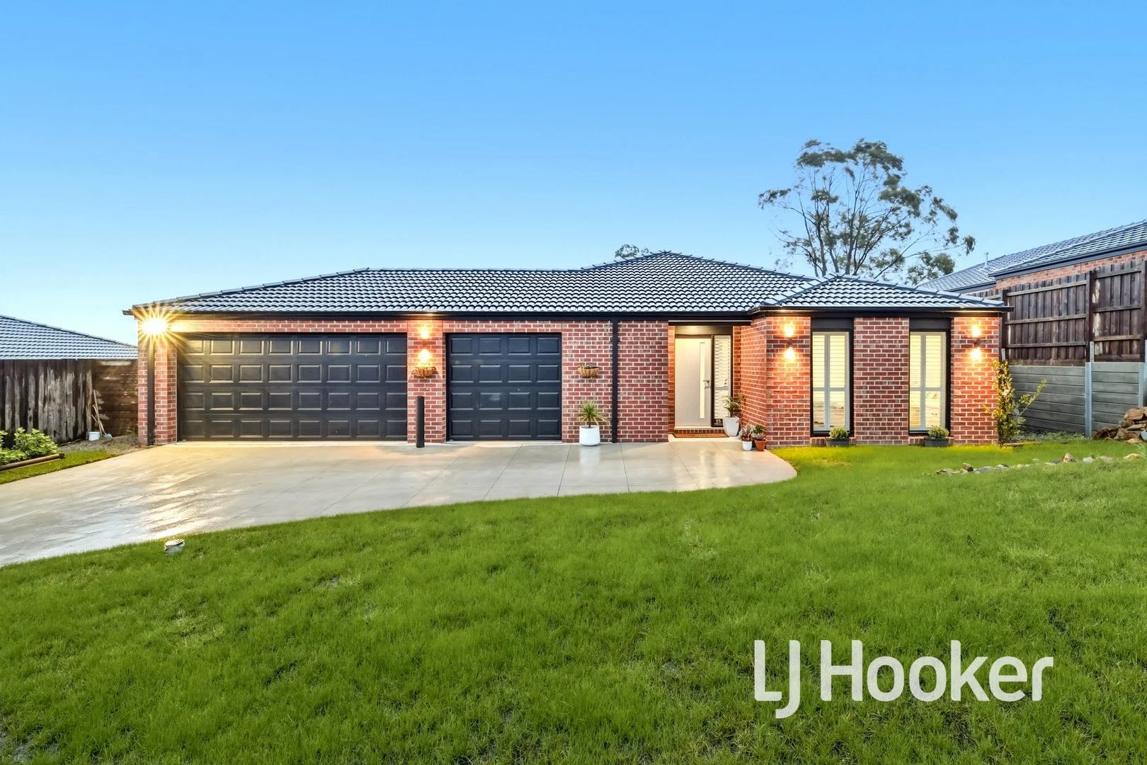 15 Jasmine Street, Bunyip VIC 3815