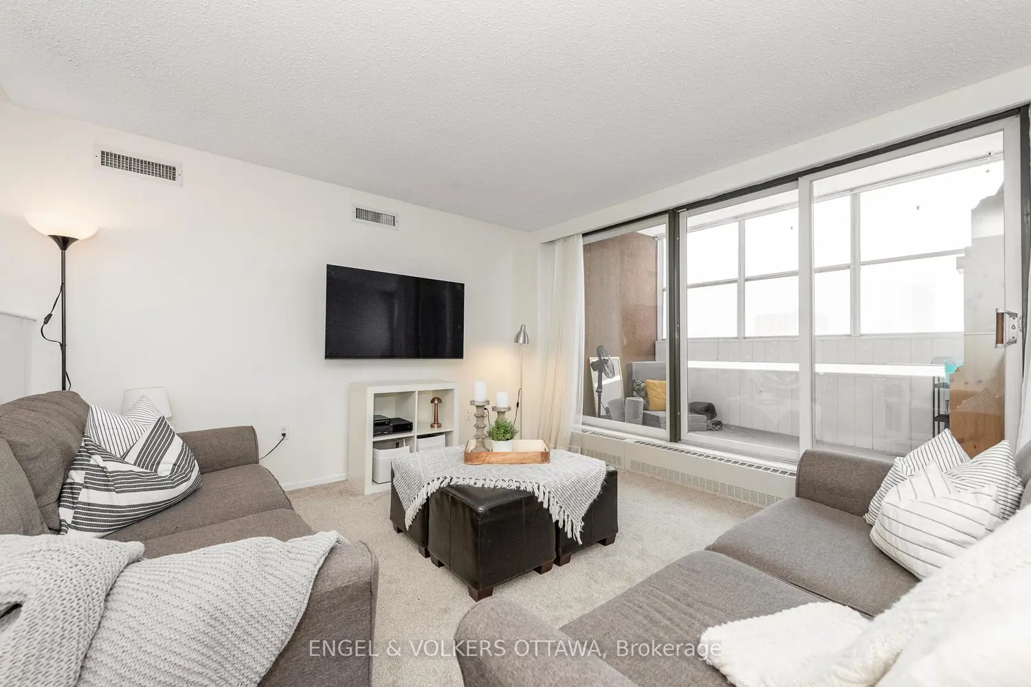 Additional image 3 of 373 Laurier Avenue 906