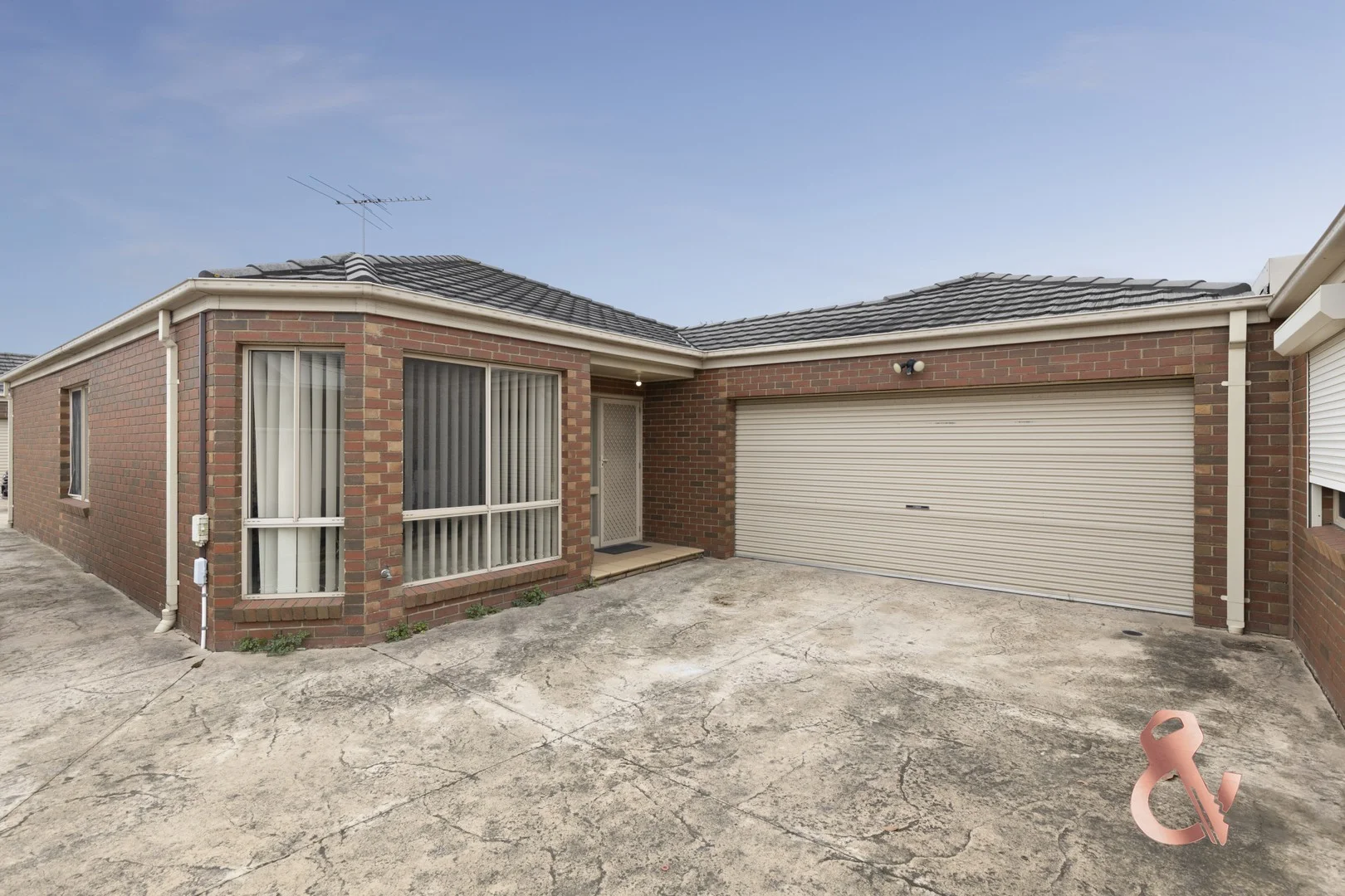 2/128 Centenary Drive, Mill Park VIC 3082
