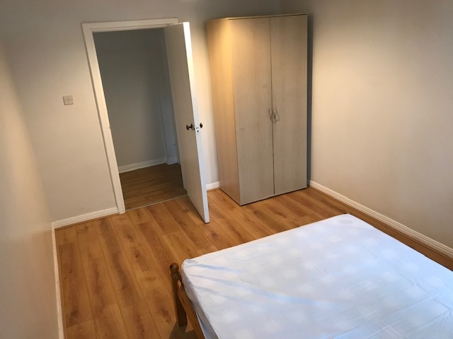 Additional image 4 of 3 Bed Flat, St. George Court, B15, N1 7GU