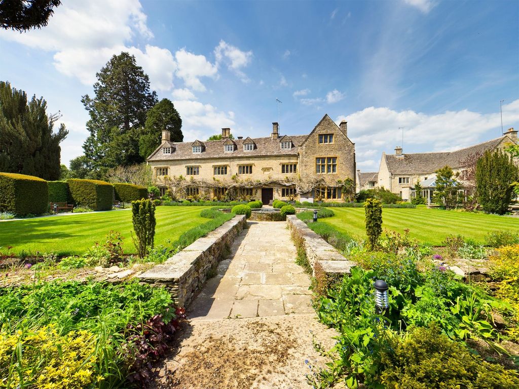 Additional image 11 of 2 bed flat for salePrebendal Court, Station Road, Shipton-Under-Wychwood, Chipping Norton OX7