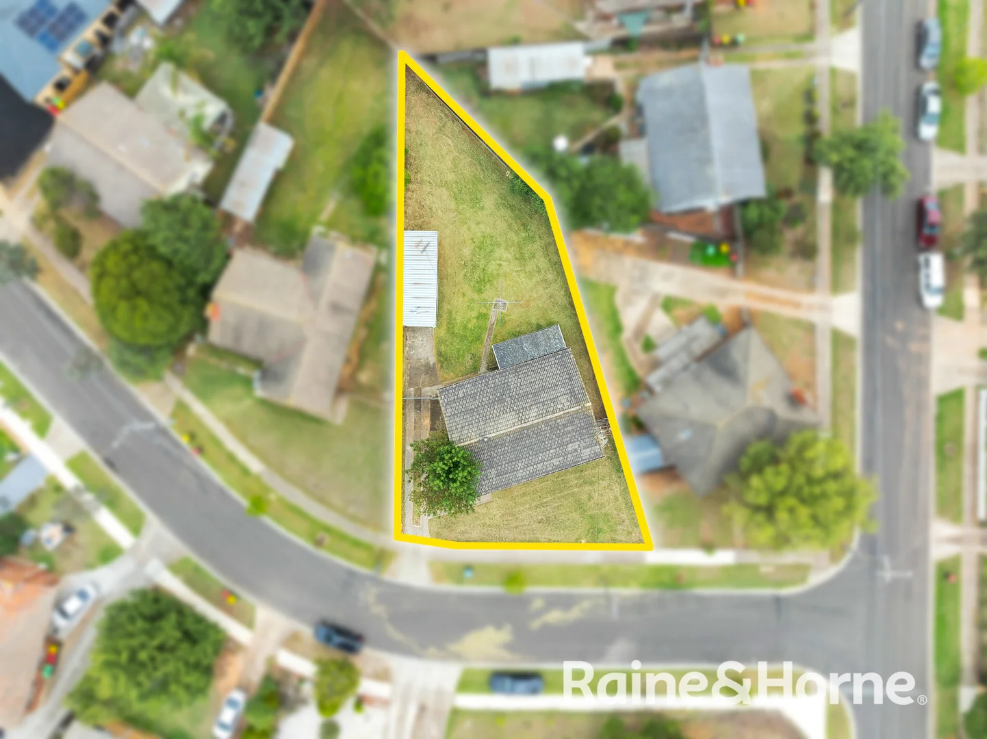 Additional image 15 of 2 Deborah Street, Werribee VIC 3030