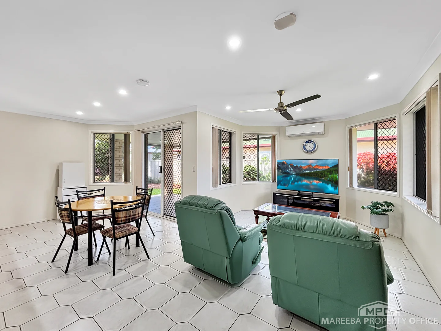 13 Ceola Drive, Mareeba QLD 4880 photo 4