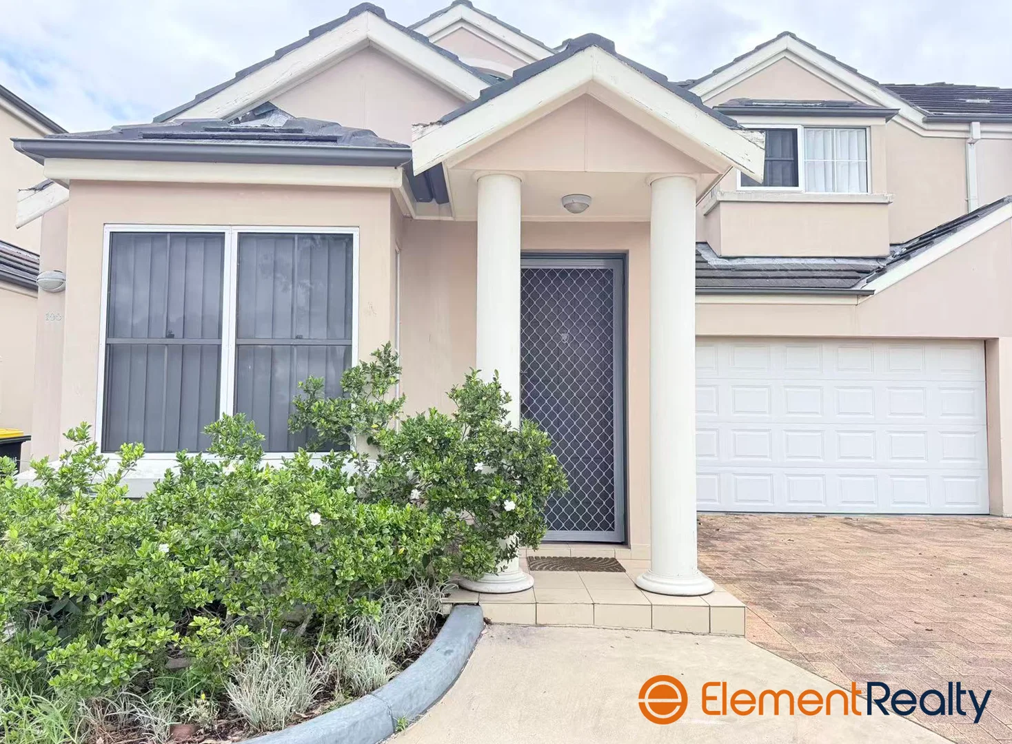 100 Harrington Avenue, Castle Hill NSW 2154