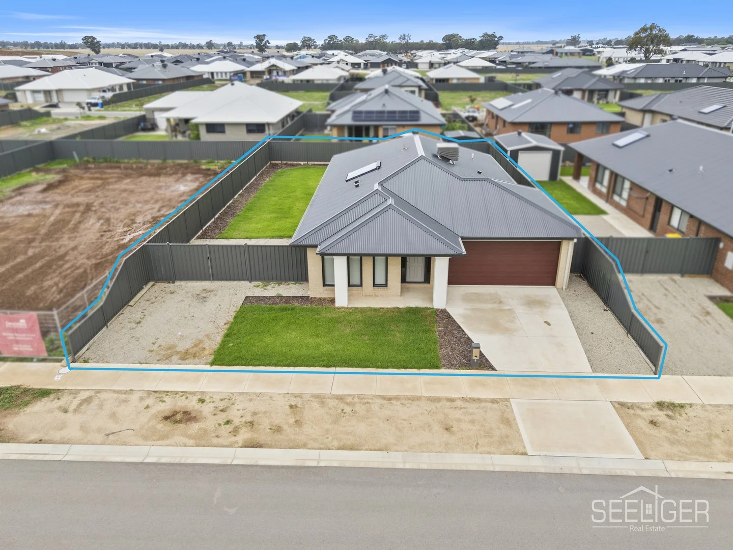 8 Vineyard Circuit, Yarrawonga VIC 3730