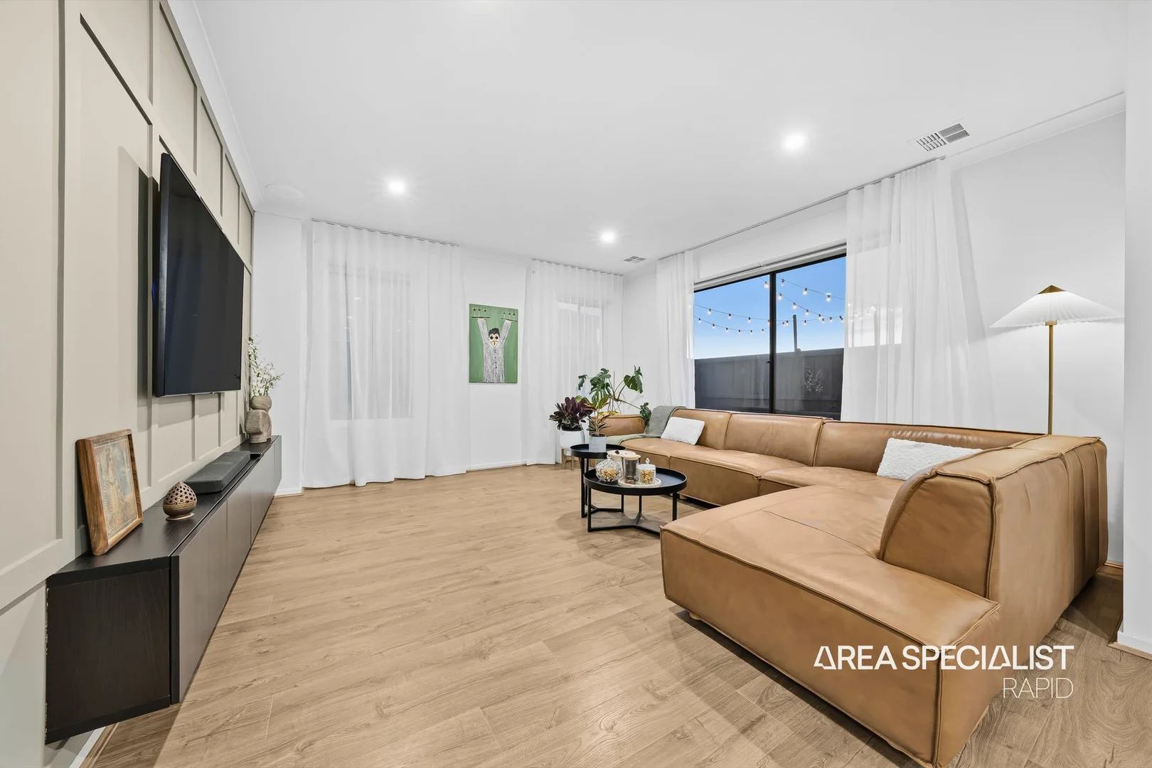 Additional image 3 of 18 Bambusa Way, Clyde North VIC 3978