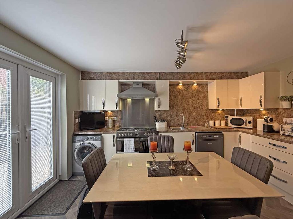 Additional image 7 of 2 bed detached house for saleFrobisher Approach, Manadon Park, Plymouth PL5