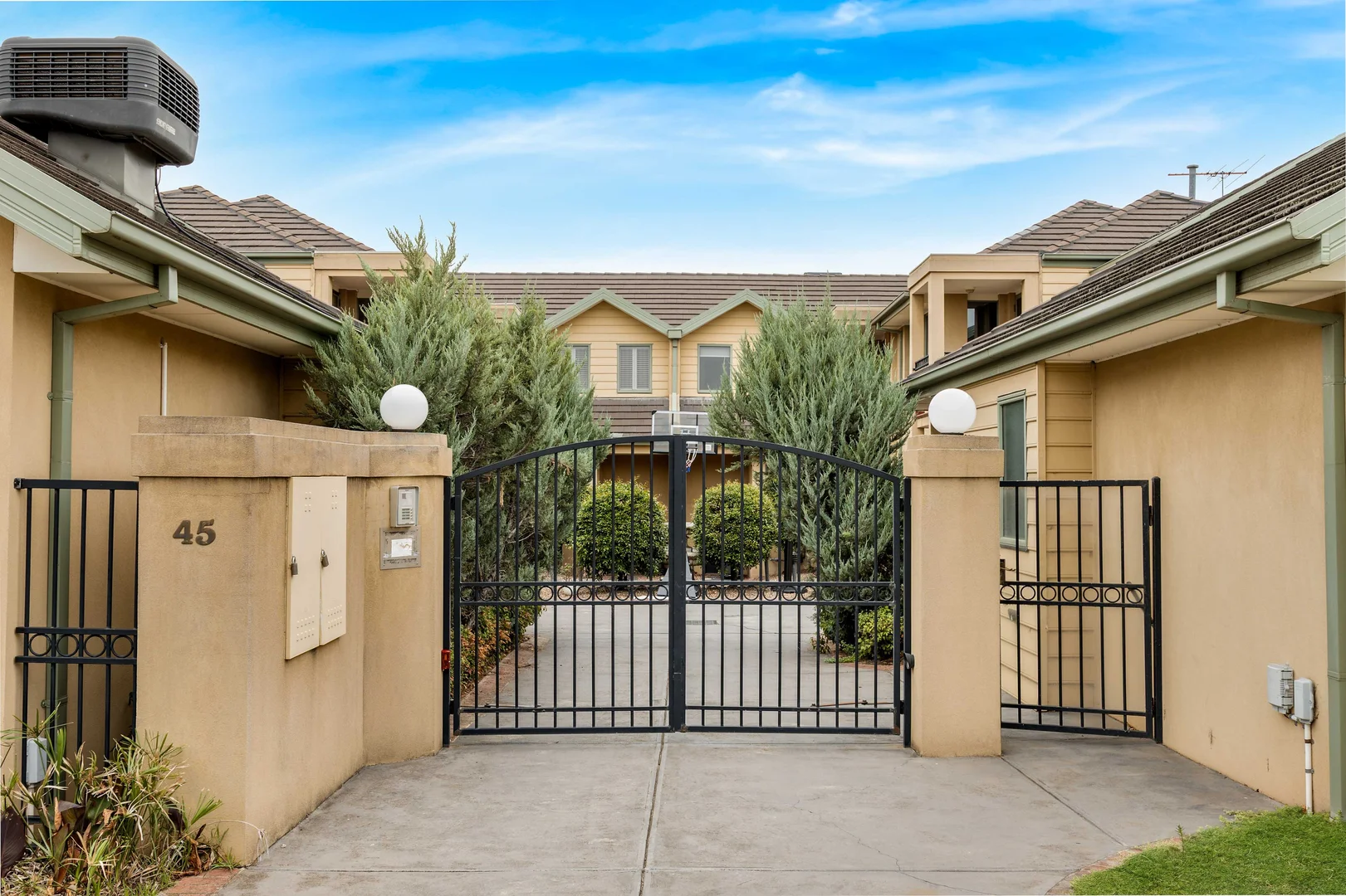Additional image 2 of 4/45 Wentworth Drive, Taylors Lakes VIC 3038