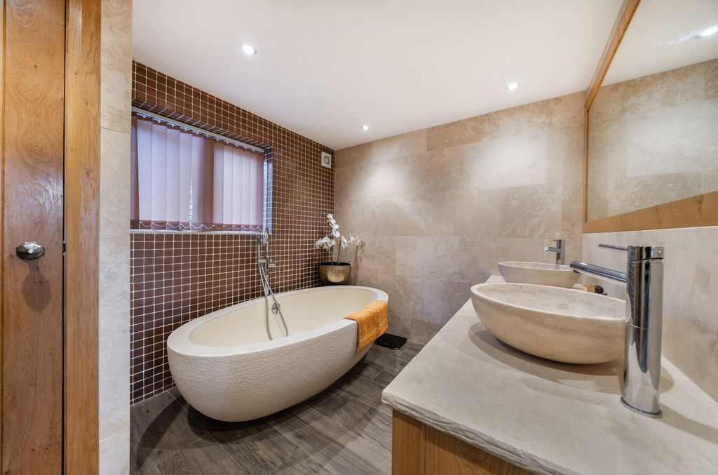 Additional image 13 of 4 bed detached house for saleNorthmoor Road, Dulverton, Somerset TA22