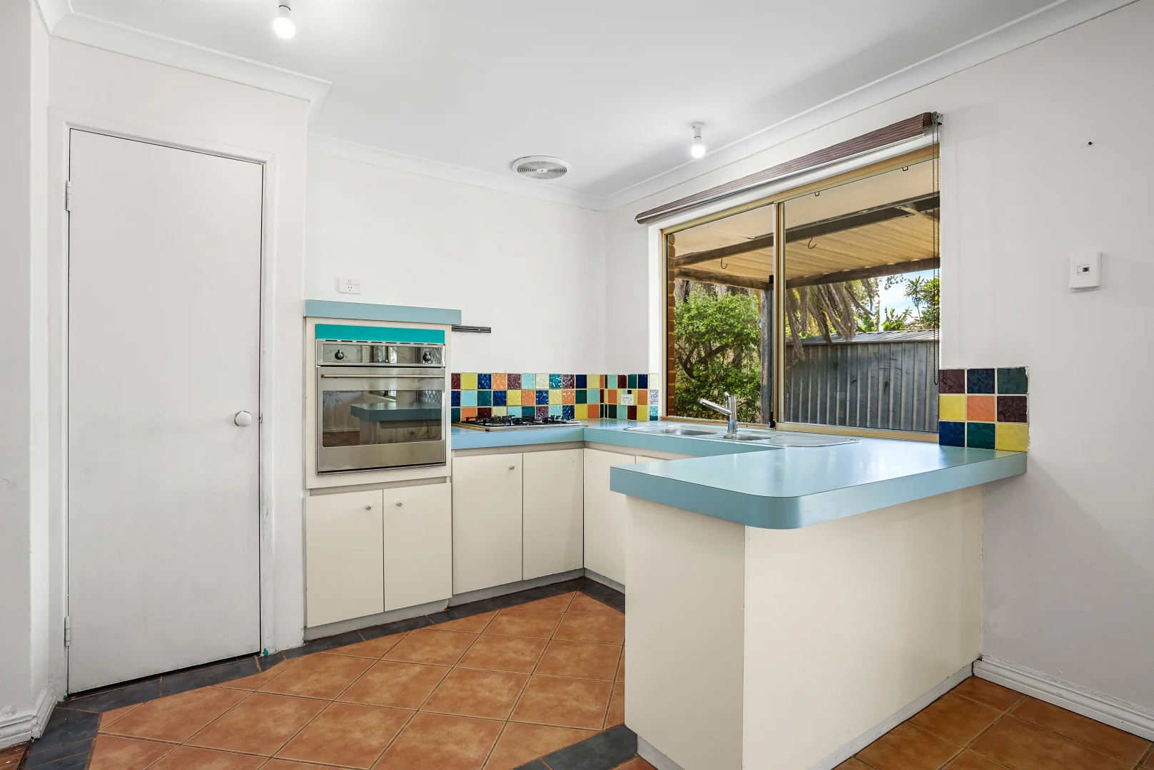Additional image 10 of 99 Woodbridge Drive, Cooloongup WA 6168