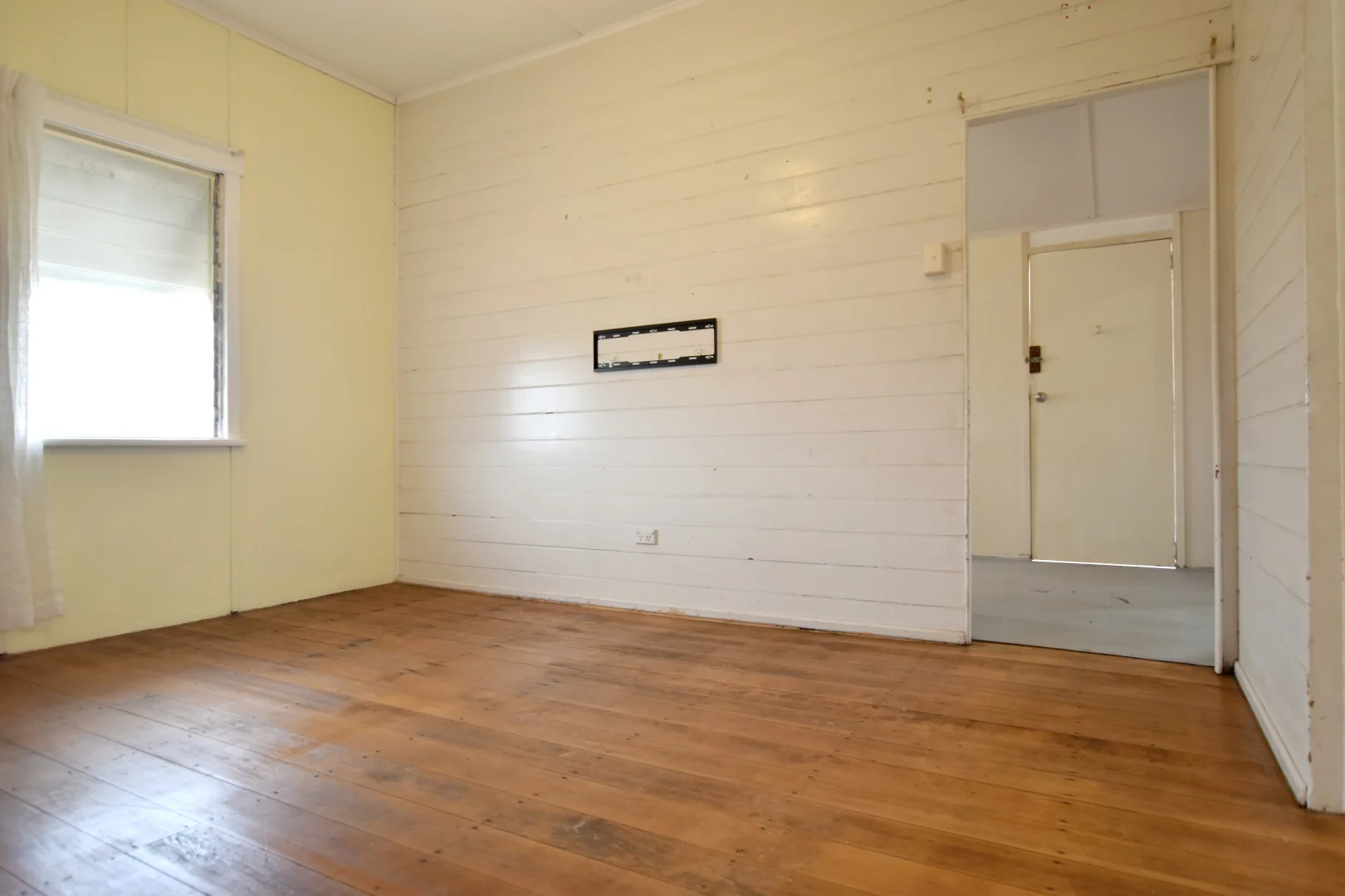 Additional image 3 of 42 Bramston Street, Gladstone Central QLD 4680