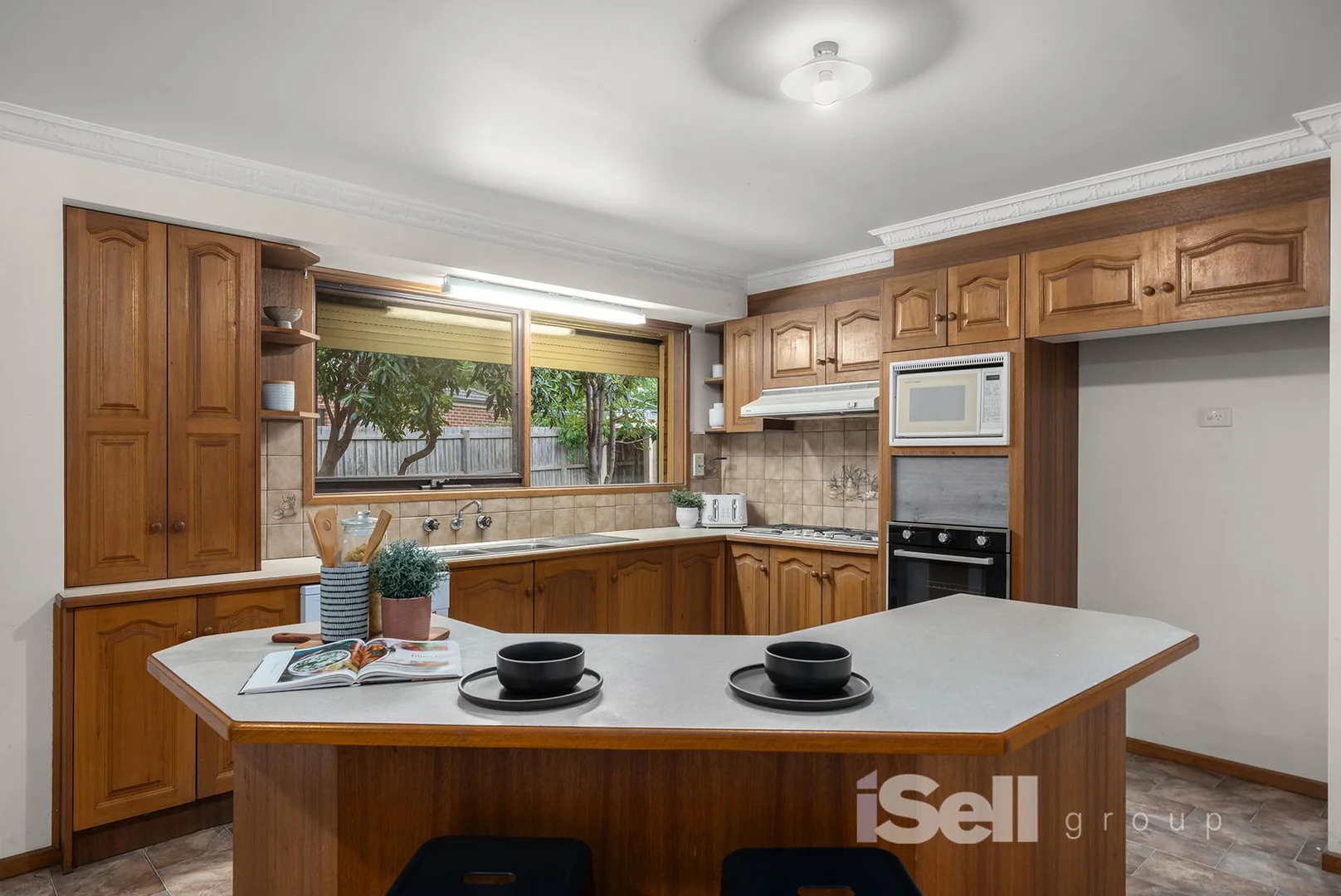 Additional image 4 of 100 Waverley Park Drive, Cranbourne North VIC 3977