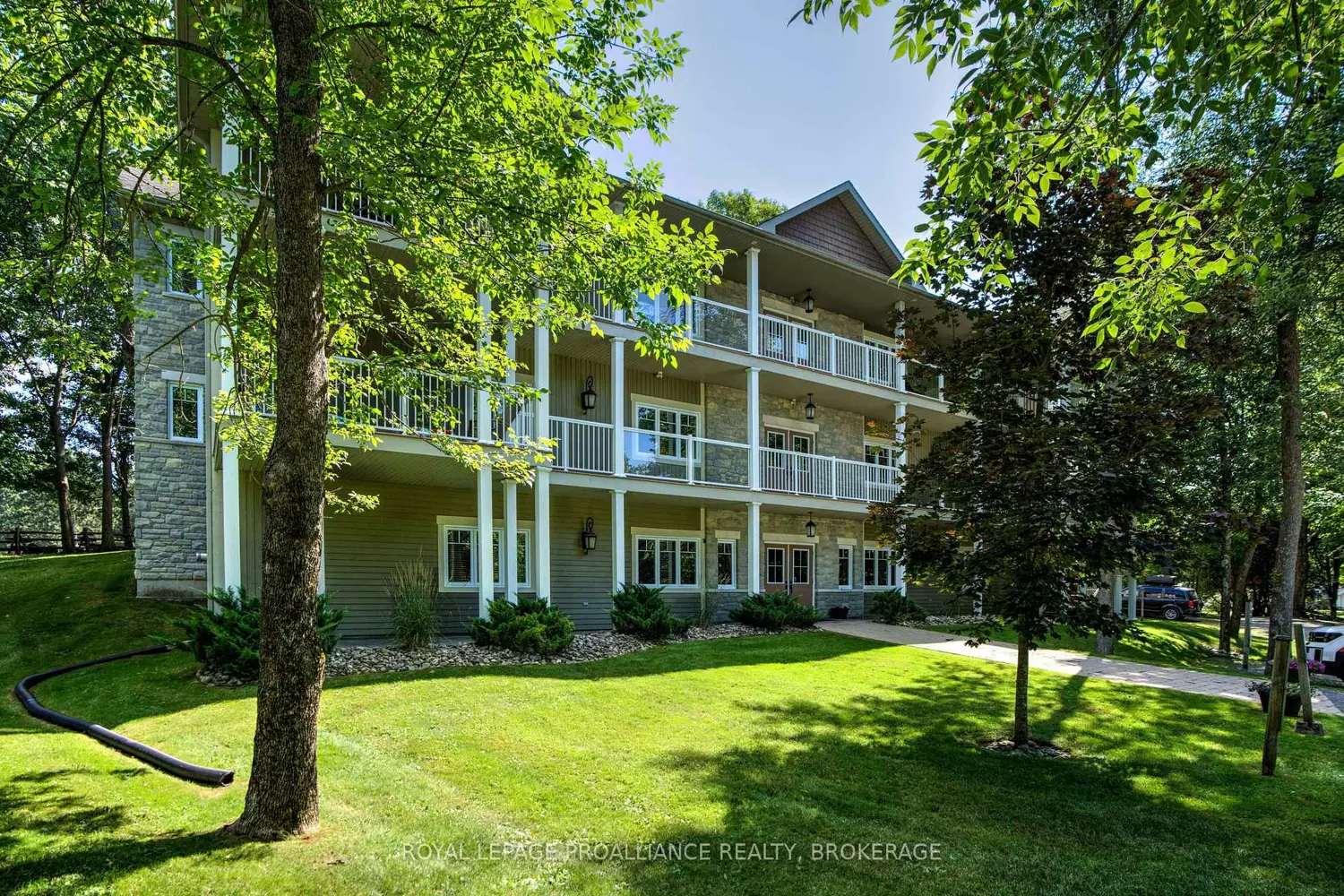 532 10Th Concession Road 12-4