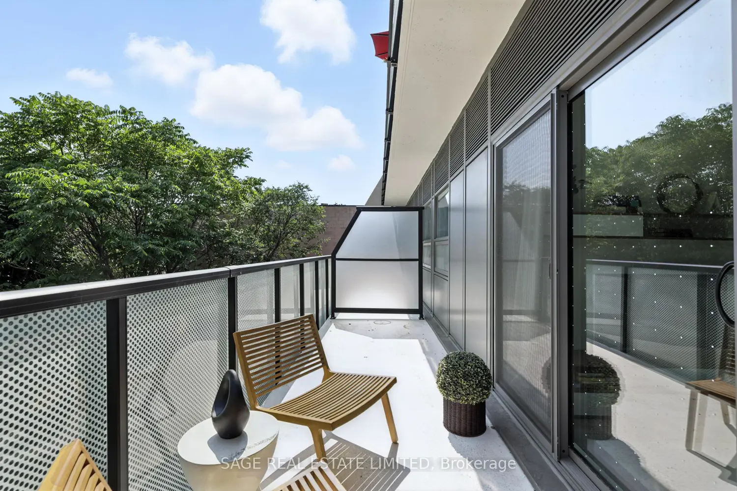 Additional image 11 of 863 St.Clair Avenue 310