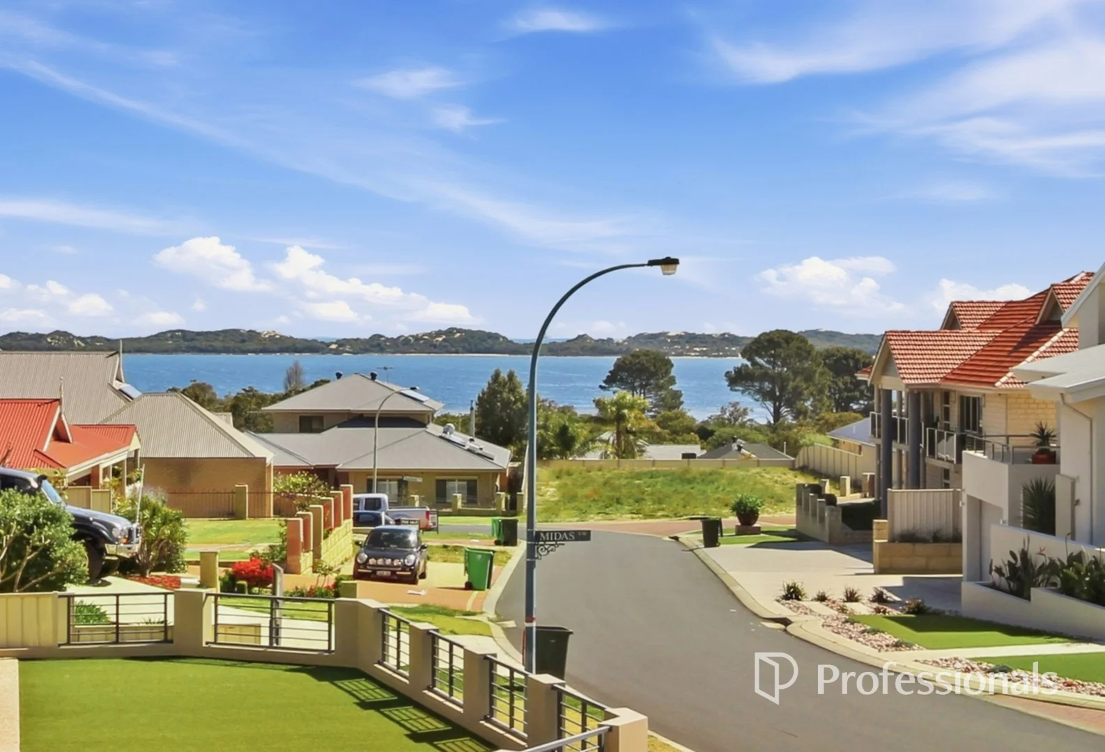12 Britannia Heights, Australind WA 6233 photo 3