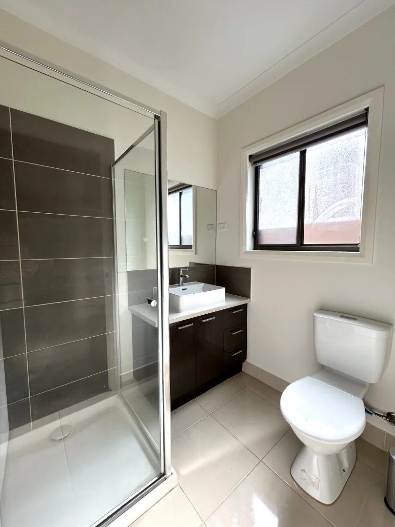 Additional image 3 of 36 Triandra Drive, Brookfield VIC 3338