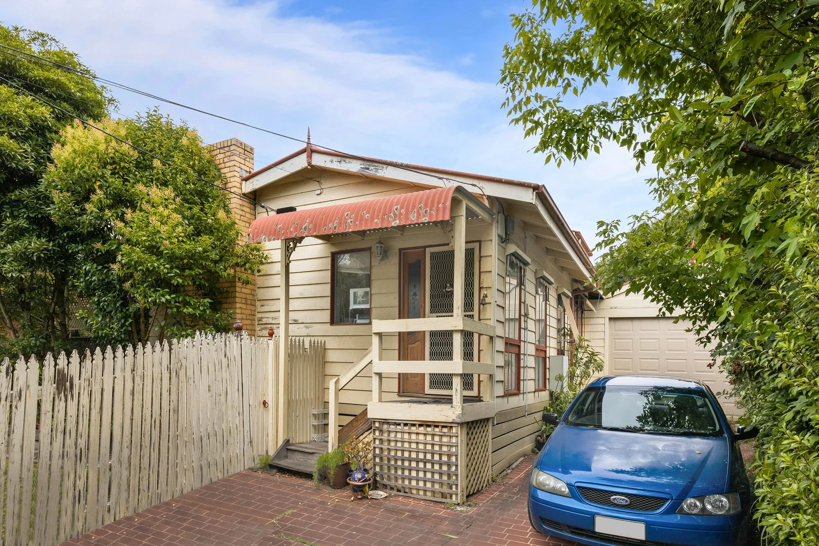 6 Newton Grove, Glen Waverley VIC 3150