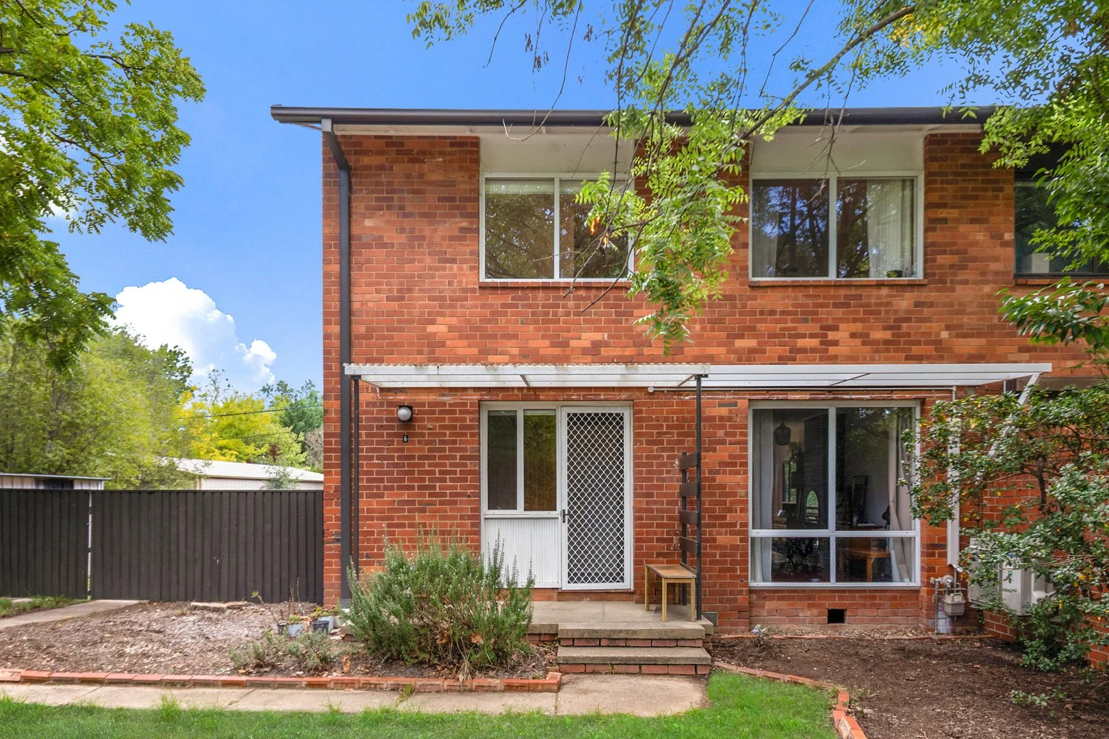6 Madigan Street, Hackett ACT 2602