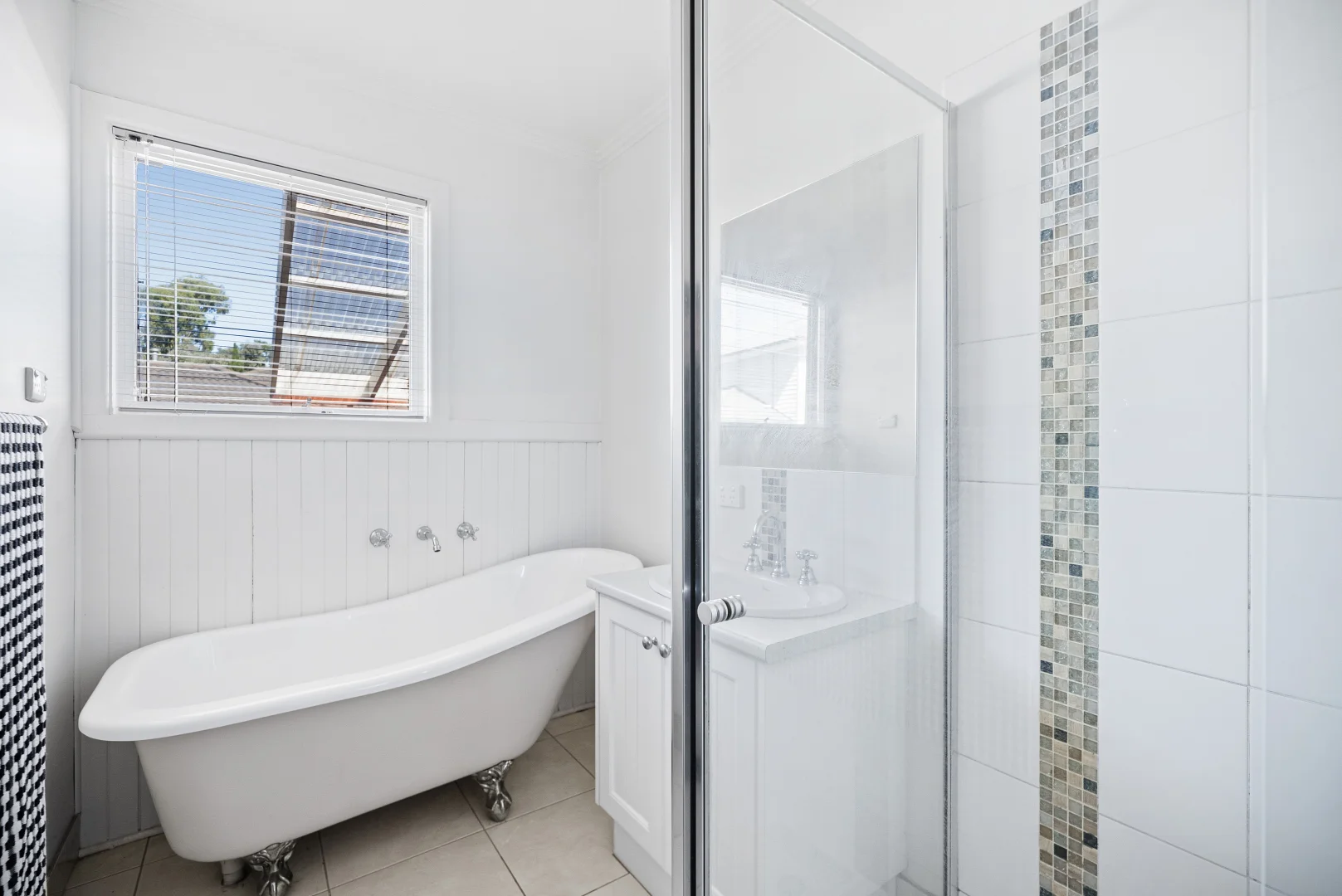 Additional image 9 of 1/33 Elton Road, Ferntree Gully VIC 3156