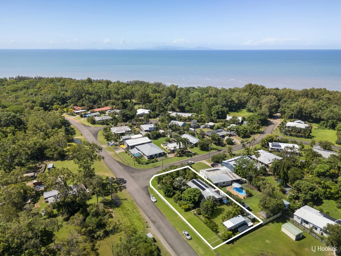 2 Justin Street, Balgal Beach QLD 4816