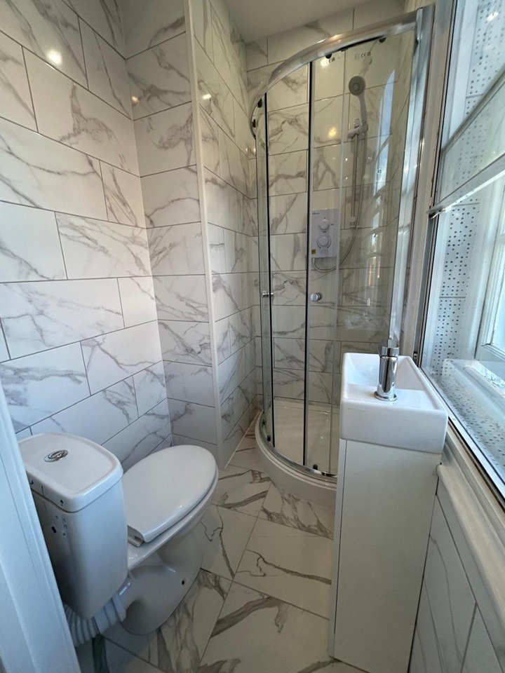 Additional image 17 of Studio Flat, Tachbrook Street, SW1V, N1 7GU