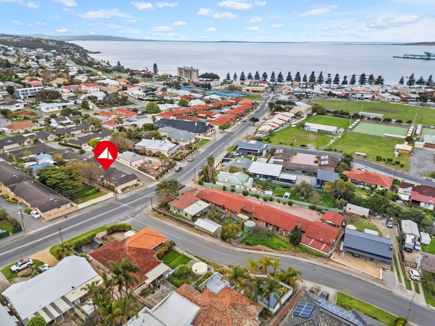 2/18 New West Road, Port Lincoln SA 5606 photo 2