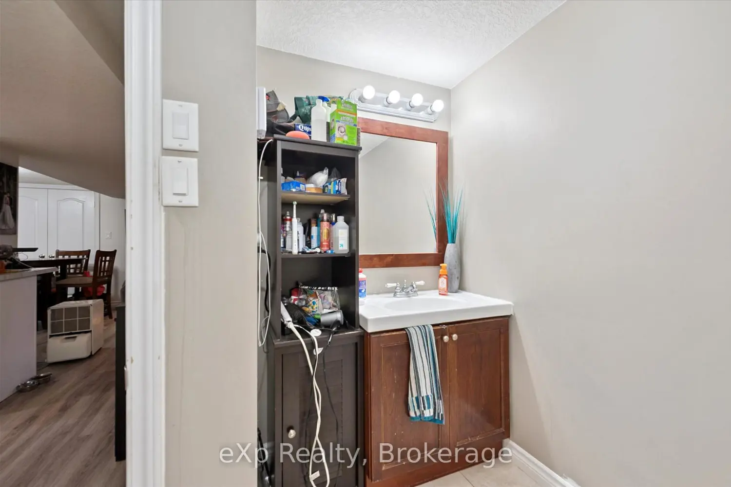 Additional image 16 of 550 Elora Street