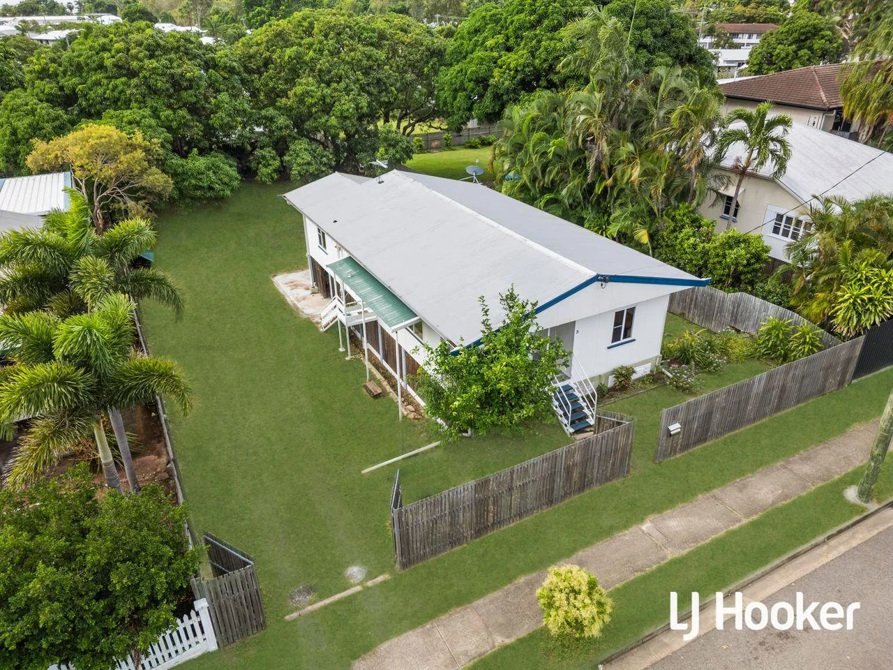 3 Bundock Street, North Ward QLD 4810
