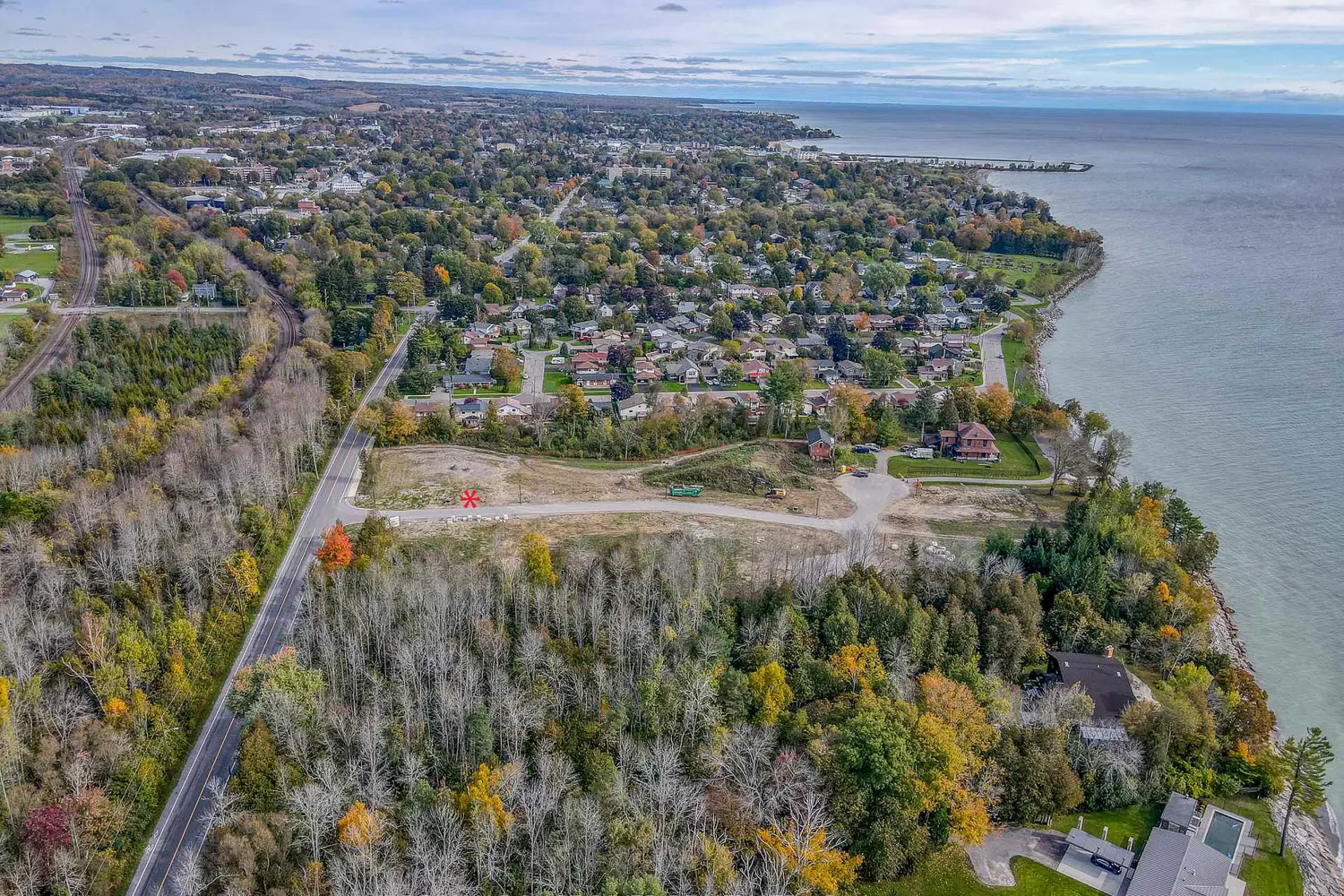 Additional image 2 of Lot 14 Suzanne Mess Boulevard
