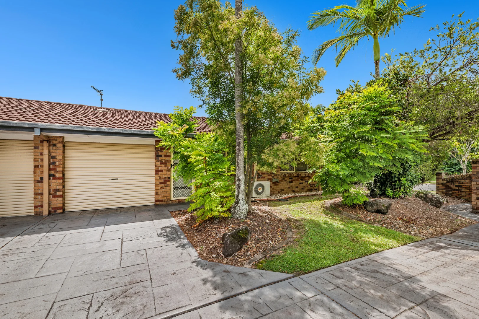 Additional image 3 of 1/29-31 Golden Palms Court, Ashmore QLD 4214