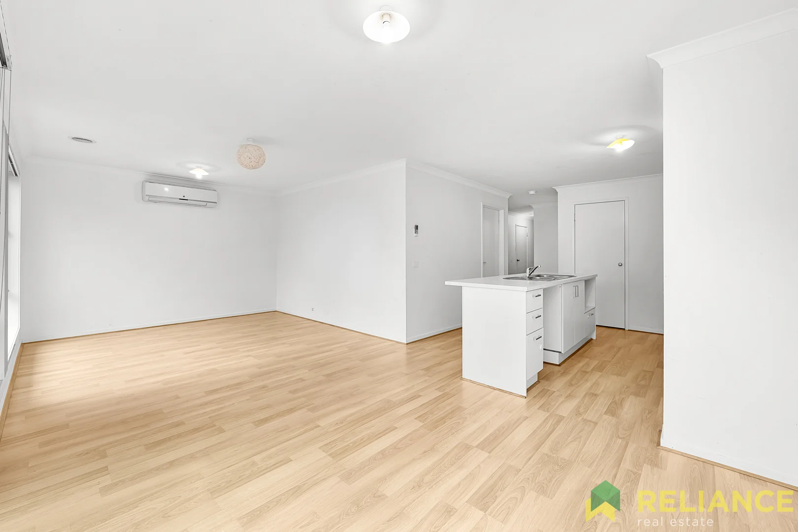 Additional image 7 of 68 Twain Way, Fraser Rise VIC 3336