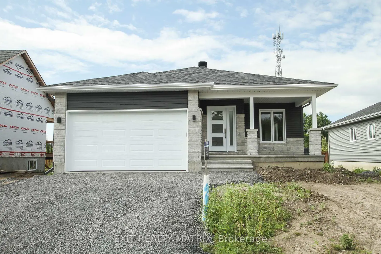 1401 Caroline Court