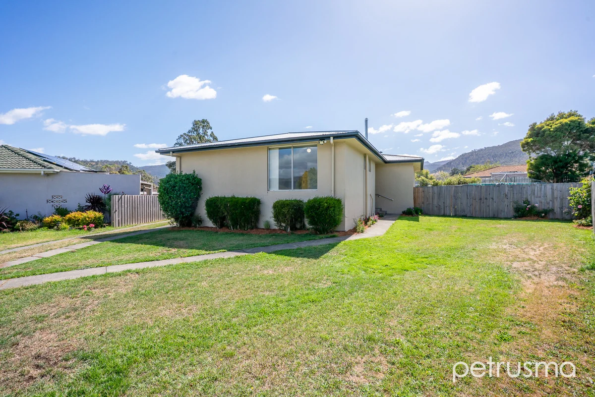 12 Britten Street, New Norfolk TAS 7140