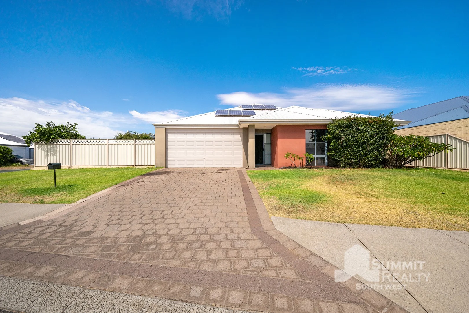 16 Pluto Drive, Australind WA 6233