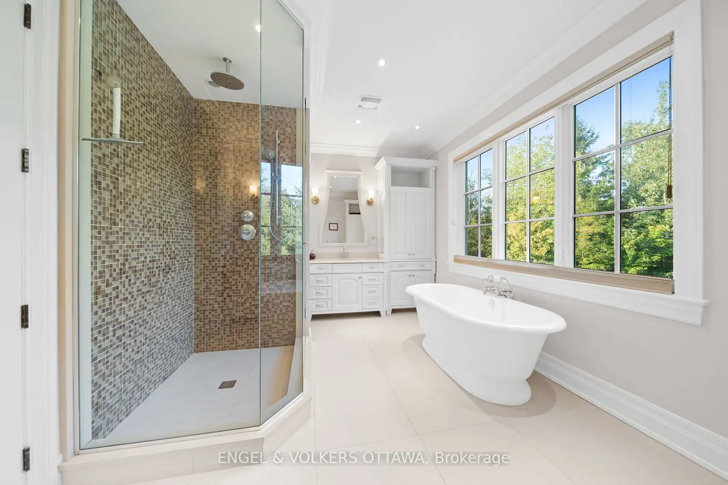 Additional image 10 of 1408 Blackhorse Court
