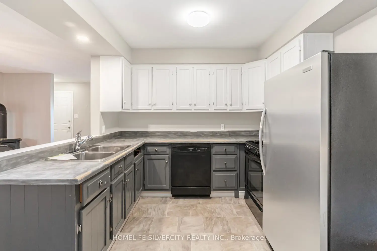 Additional image 14 of 35 Lynn Park Avenue
