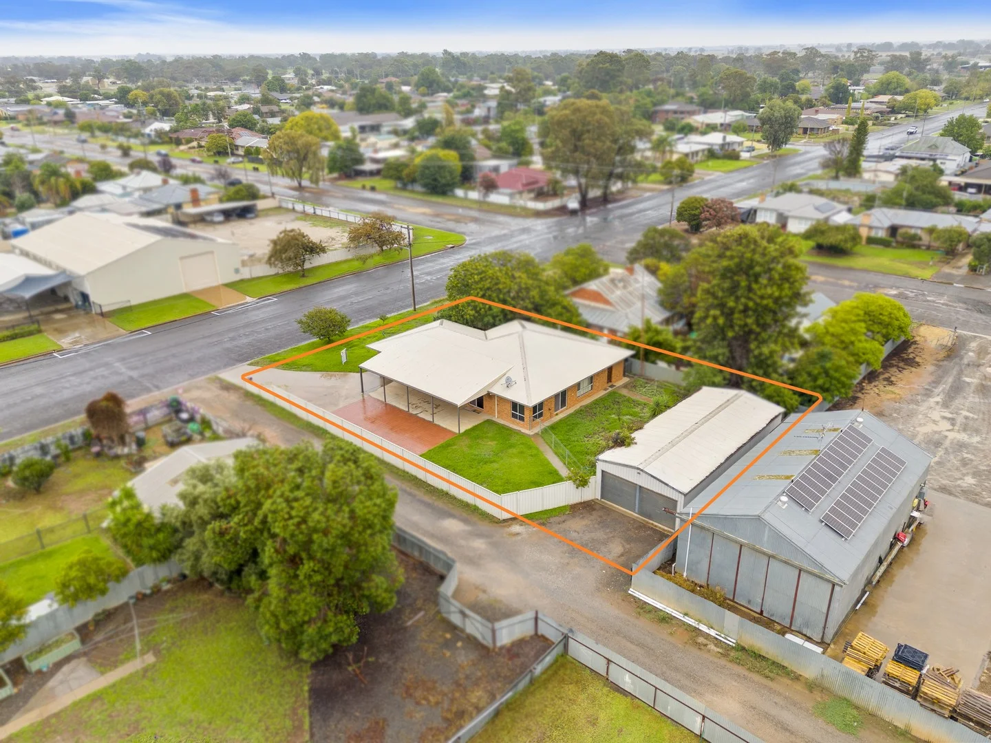 5 McNamara Street, Finley NSW 2713