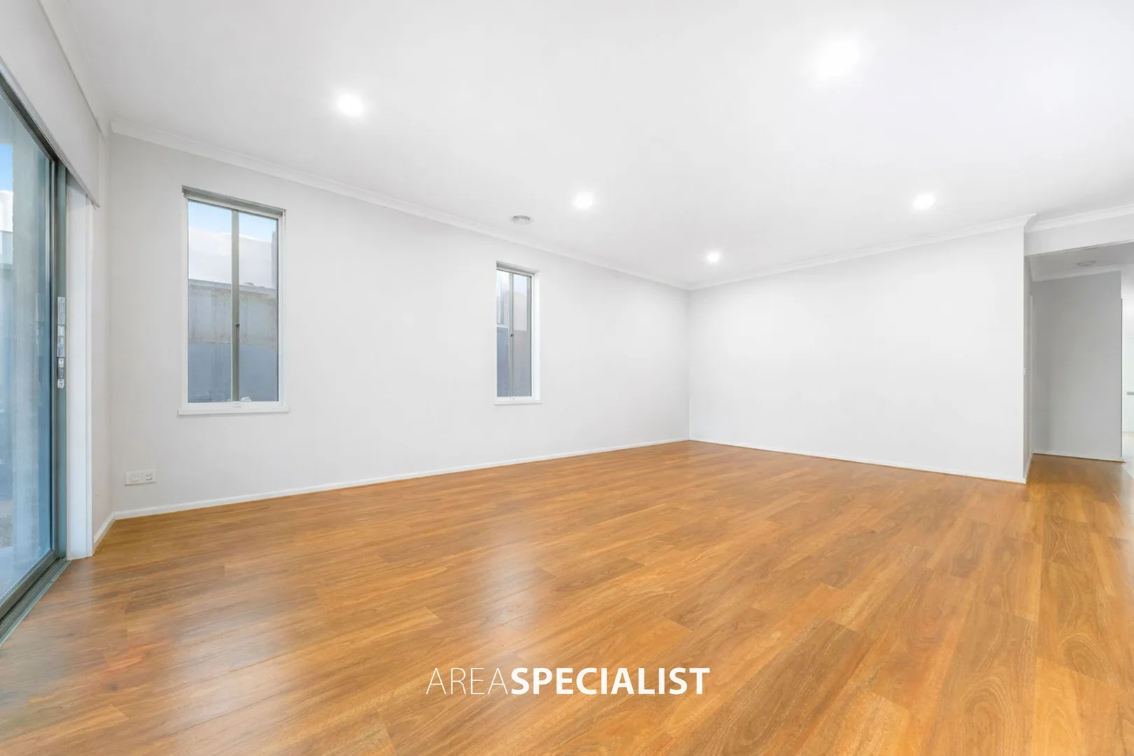 Additional image 5 of 18 Croft Drive, Clyde North VIC 3978