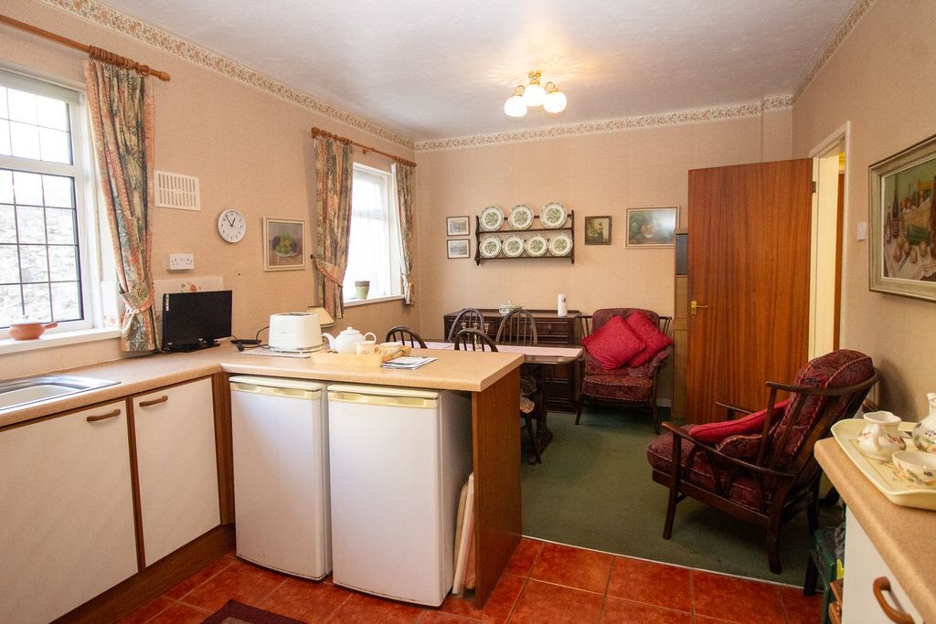 Additional image 5 of 3 bed detached house for saleColhugh Street, Llantwit Major CF61