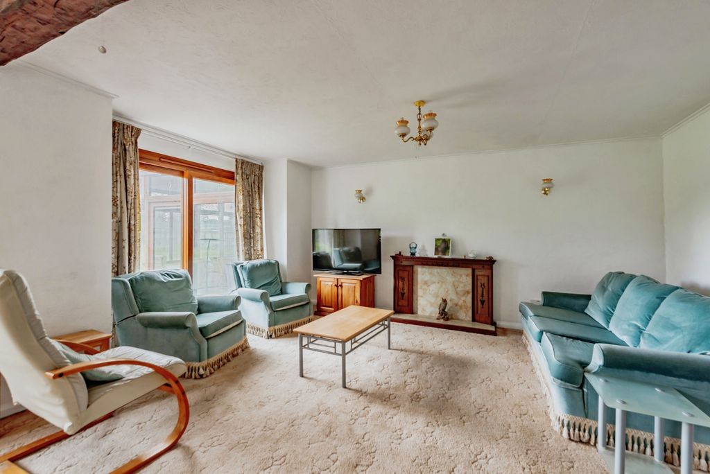 Additional image 8 of 3 bed detached house for saleAxes Lane, Redhill RH1