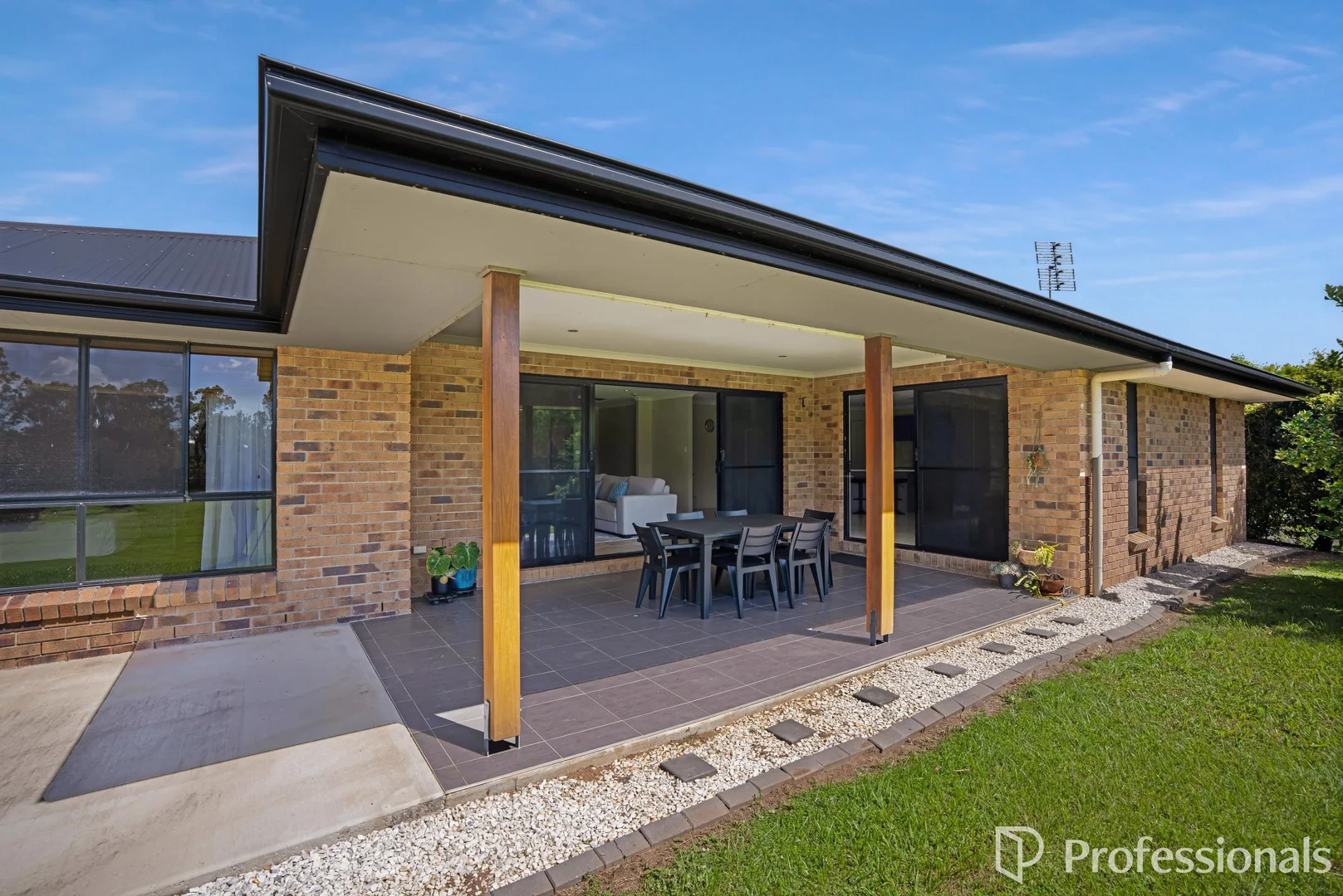 Additional image 21 of 5 David Court, Southside QLD 4570