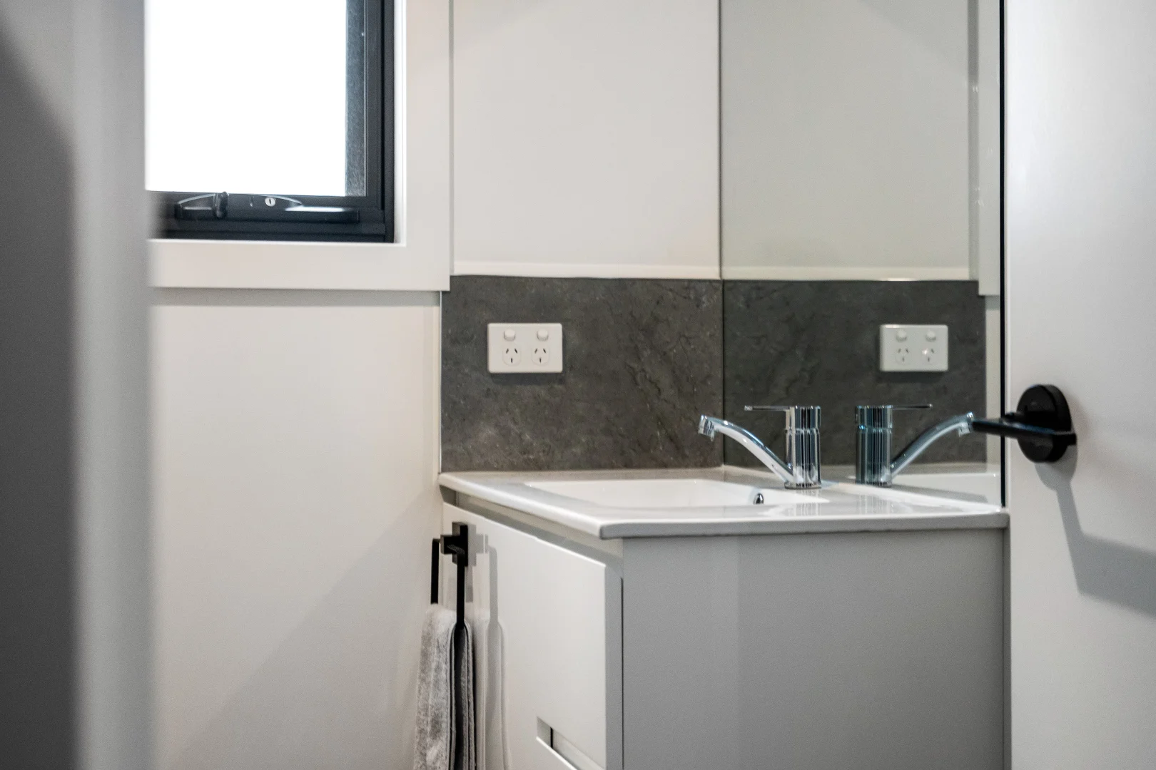 Additional image 12 of 1/43 Adelaide Street, George Town TAS 7253