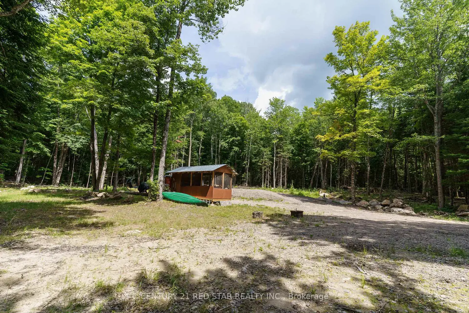 Additional image 4 of 2978 Glamorgan Road